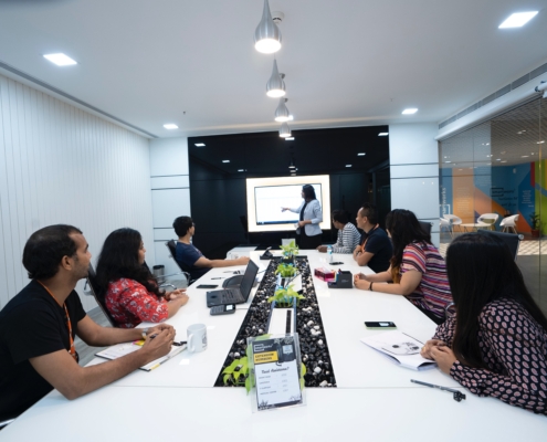 Software development and the benefits of working with offshore teams: efficiency, expertise and cost savings